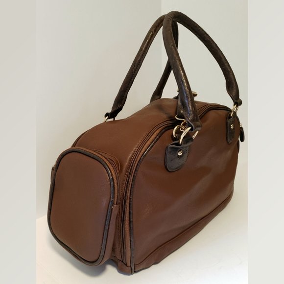 Bueno Vented Pet Carrier Tote Bag with Storage - Picture 2 of 5